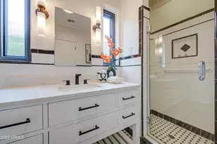 2209 N 12th Ave, Phoenix, AZ 85007 - Photo 36