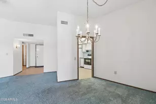 10538 W Palmeras Dr, Sun City, AZ 85373 - Photo 16