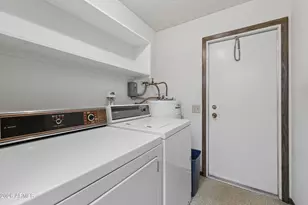 10538 W Palmeras Dr, Sun City, AZ 85373 - Photo 28