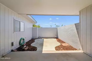 10538 W Palmeras Dr, Sun City, AZ 85373 - Photo 30