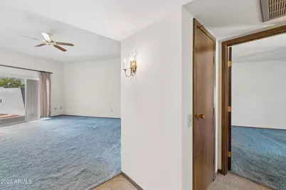 10538 W Palmeras Drive, Sun City, AZ 85373 - Photo 6