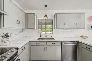 18221 N 42nd St, Phoenix, AZ 85032 - Photo 16