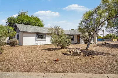 18221 N 42nd Street, Phoenix, AZ 85032 - Photo 1