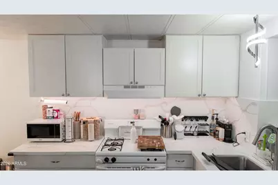 303 E South Mountain Avenue #67, Phoenix, AZ 85042 - Photo 10