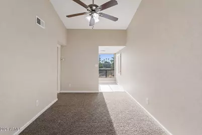 3301 E Earll Drive #223, Phoenix, AZ 85018 - Photo 6