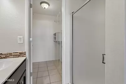 3301 E Earll Drive #223, Phoenix, AZ 85018 - Photo 14