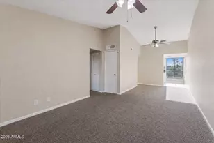 3301 E Earll Dr, Phoenix, AZ 85018 - Photo 4