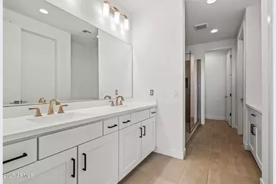 3200 N 39th Street #4, Phoenix, AZ 85018 - Photo 30