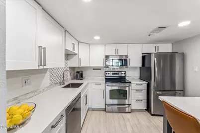 7950 E Camelback Road #704, Scottsdale, AZ 85251 - Photo 2
