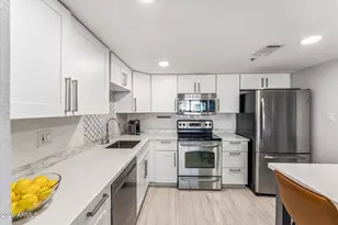 7950 E Camelback Rd, Scottsdale, AZ 85251 - Photo 2