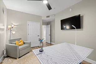 5350 E Deer Valley Dr, Phoenix, AZ 85054 - Photo 22
