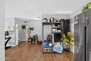 2940 N 38th St, Phoenix, AZ 85018 - Photo 4