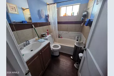 8041 N 28th Avenue, Phoenix, AZ 85051 - Photo 10