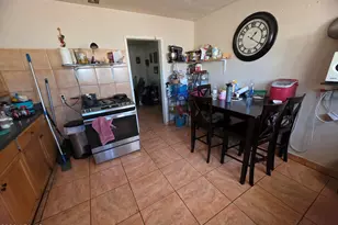 8041 N 28th Ave, Phoenix, AZ 85051 - Photo 4