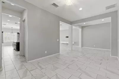 1083 E Holland Park Drive, Gilbert, AZ 85297 - Photo 8