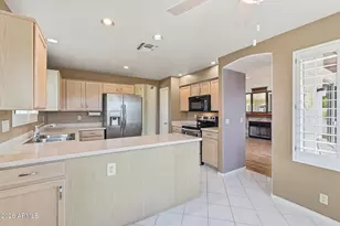 10500 W Runion Dr, Peoria, AZ 85382 - Photo 16