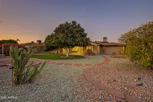 9507 W Country Club Dr, Sun City, AZ 85373 - Photo 42