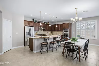 957 E Rojo Way, Gilbert, AZ 85297 - Photo 4