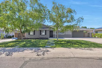 8215 E Cambridge Avenue, Scottsdale, AZ 85257 - Photo 2