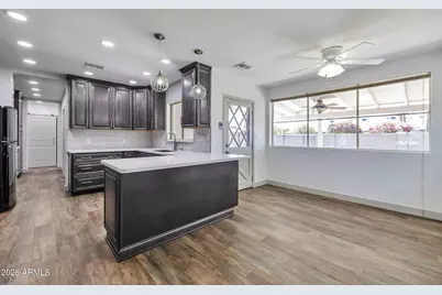 8215 E Cambridge Avenue, Scottsdale, AZ 85257 - Photo 10