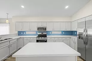 18017 N 147th Dr, Surprise, AZ 85374 - Photo 8