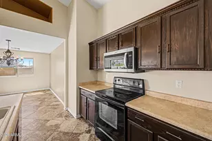 3346 S 256th Dr, Buckeye, AZ 85326 - Photo 12