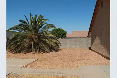 8315 W Catalina Drive, Phoenix, AZ 85037 - Photo 2