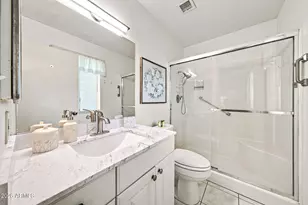 10841 W Hatcher Rd, Sun City, AZ 85351 - Photo 14
