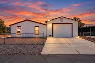 1048 Holly St, Bullhead City, AZ 86442 - Photo 6