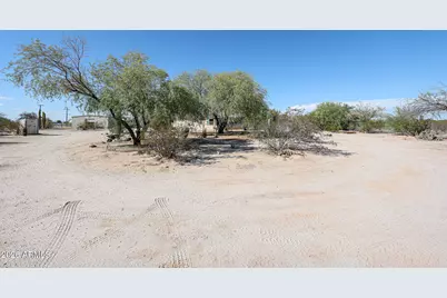21716 W Narramore Road, Buckeye, AZ 85326 - Photo 8