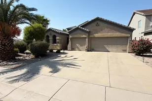 1774 W Green Tree Dr, San Tan Valley, AZ 85144 - Photo 1
