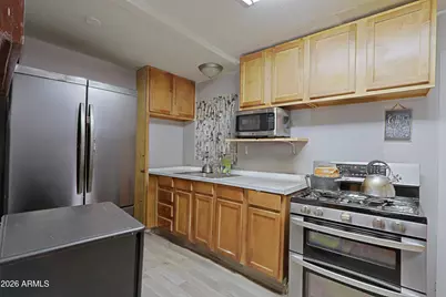 6414 N 65th Drive, Glendale, AZ 85301 - Photo 8