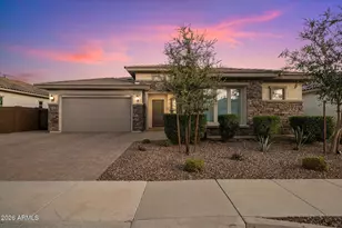 3437 E Daley Ln, Phoenix, AZ 85050 - Photo 1