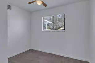 5736 N 32nd Dr, Phoenix, AZ 85017 - Photo 16