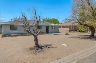 5736 N 32nd Dr, Phoenix, AZ 85017 - Photo 2