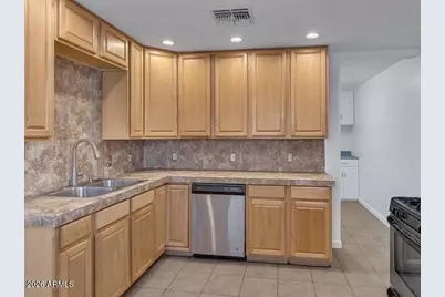 5736 N 32nd Drive, Phoenix, AZ 85017 - Photo 8