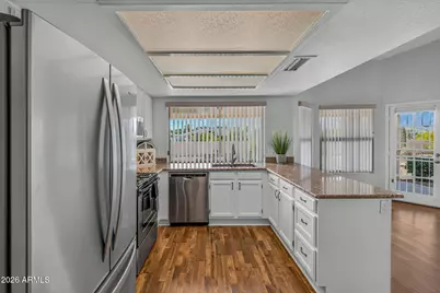 19708 N 98th Lane, Peoria, AZ 85382 - Photo 32