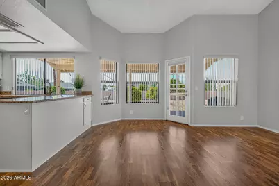 19708 N 98th Lane, Peoria, AZ 85382 - Photo 14