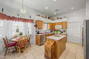 9468 W Bartle Dr, Casa Grande, AZ 85194 - Photo 14