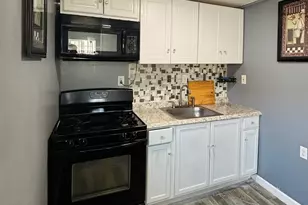 3720 W Mauna Loa Ln, Phoenix, AZ 85053 - Photo 6