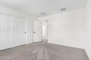 2249 W Betty Elyse Ln, Phoenix, AZ 85023 - Photo 20