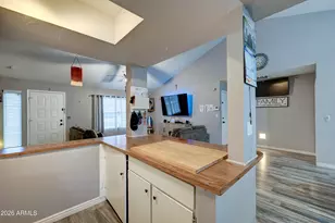 6926 W Sunnyside Dr, Peoria, AZ 85345 - Photo 14