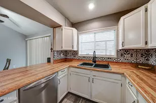 6926 W Sunnyside Dr, Peoria, AZ 85345 - Photo 12