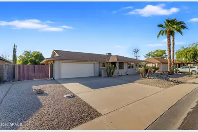 15246 N Agua Fria Drive, Sun City, AZ 85351 - Photo 14