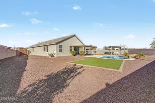 18693 W Mescal St, Surprise, AZ 85388 - Photo 36