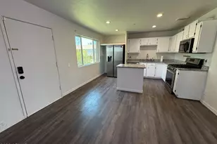 6331 N 31st Dr, Phoenix, AZ 85017 - Photo 4
