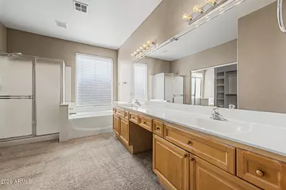 1176 W Kroll Avenue, Gilbert, AZ 85233 - Photo 20