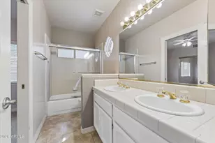 3310 E Rock Wren Rd, Phoenix, AZ 85044 - Photo 32