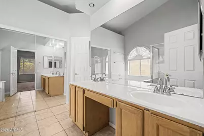 405 W Primoroso Drive, Gilbert, AZ 85233 - Photo 16