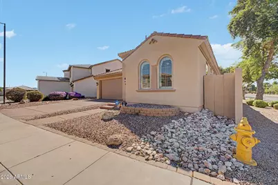 295 W Lantana Place, Chandler, AZ 85248 - Photo 4